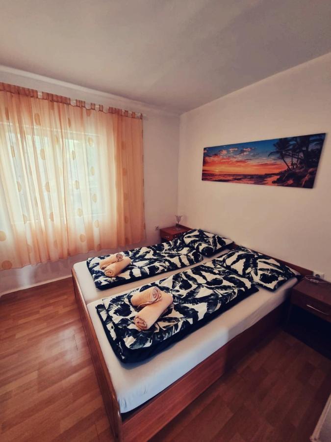 Apartments Nada Krk Town Exterior photo